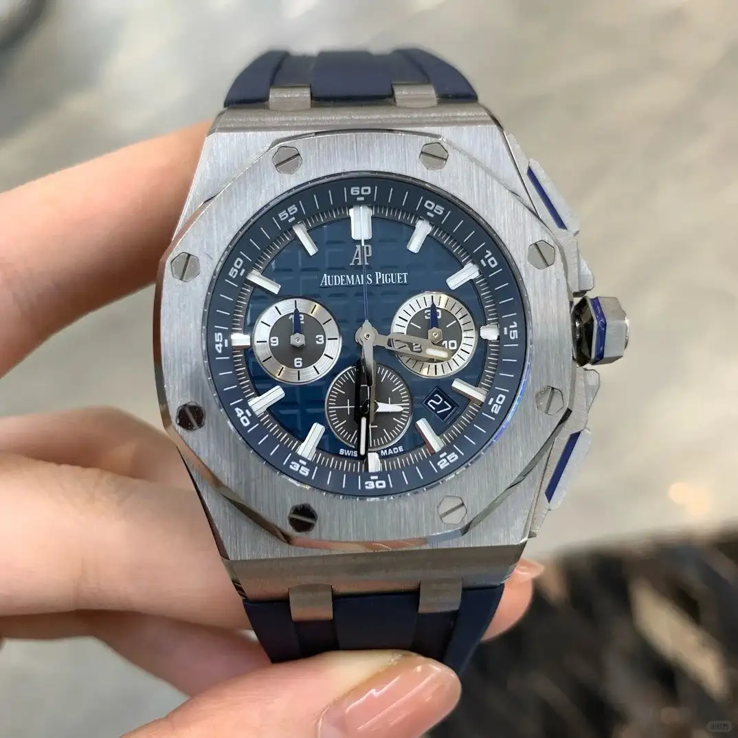 Audemars Piguet Royal Oak Offshore Selfwinding Chronograph Blue, Silver 26480TI.OO.A027CA.01 - view 3