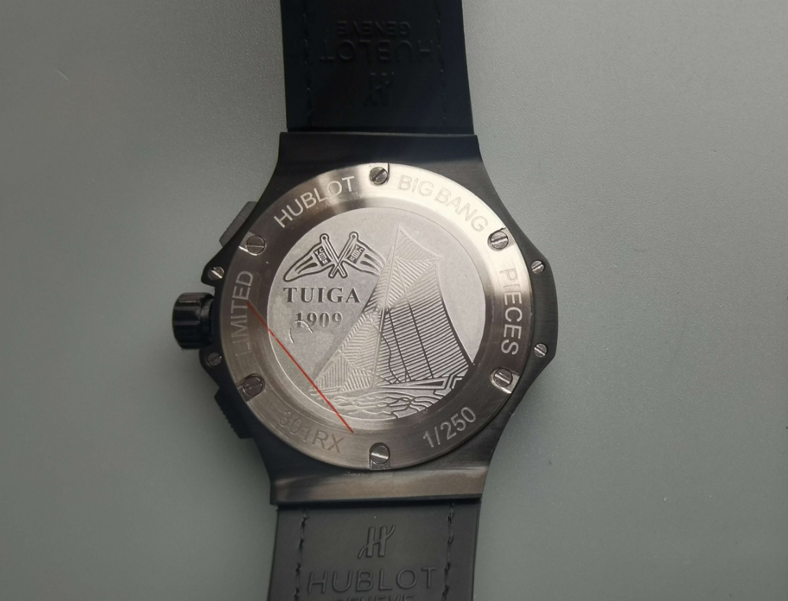 Hublot 44mm 301.CK.1140.RX Men Quartz 44 MM - view 4