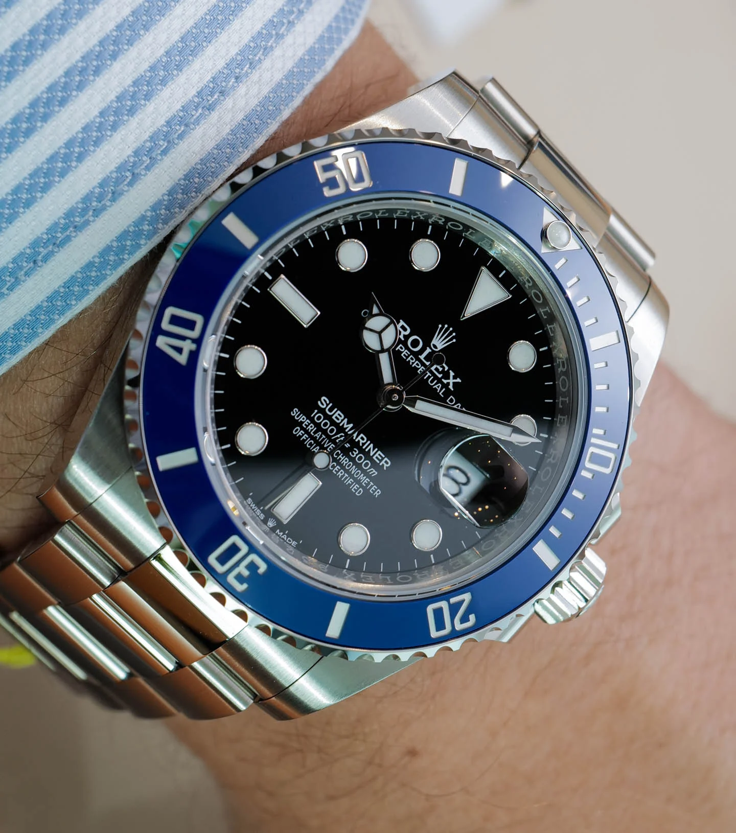 Rolex Submariner 41mm Black Dial 126619LB - view 6
