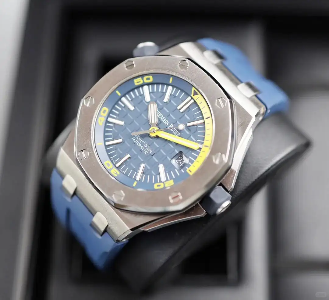 Audemars Piguet Royal Oak Offshore Diver Chronograph Blue 26703ST.OO.A027CA.01 - view 5