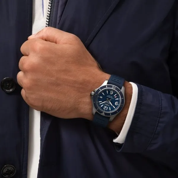 Breitling Superocean Men Automatic Blue Rubber Watch A17366D81C1S2 - view 6